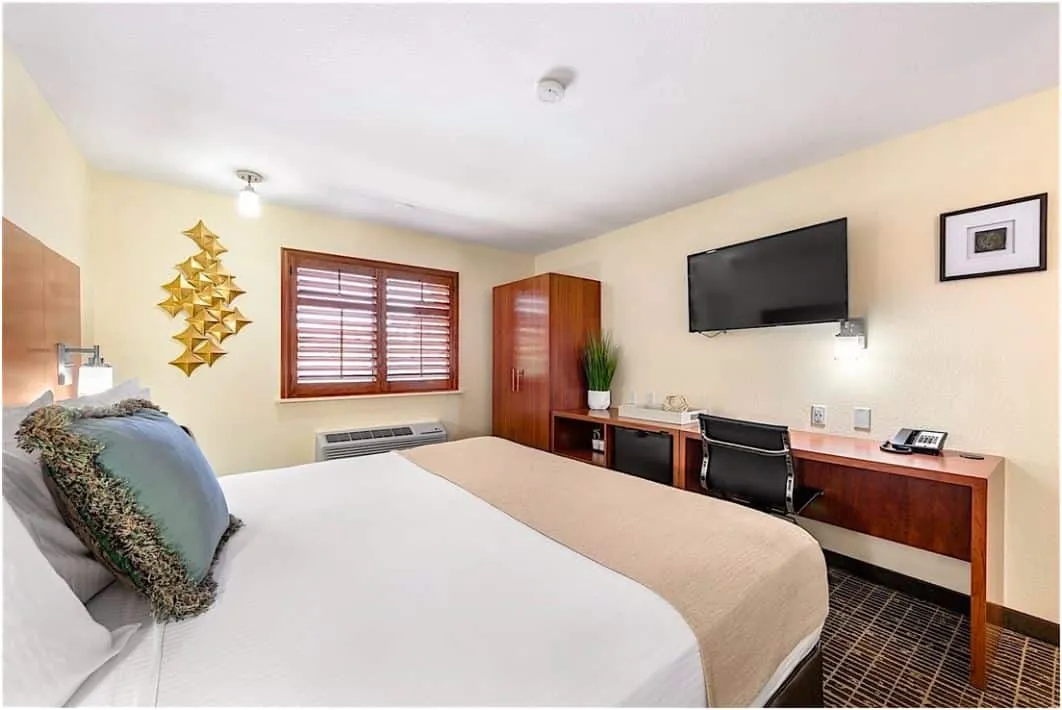 The Ellis Island Hotel Bedroom