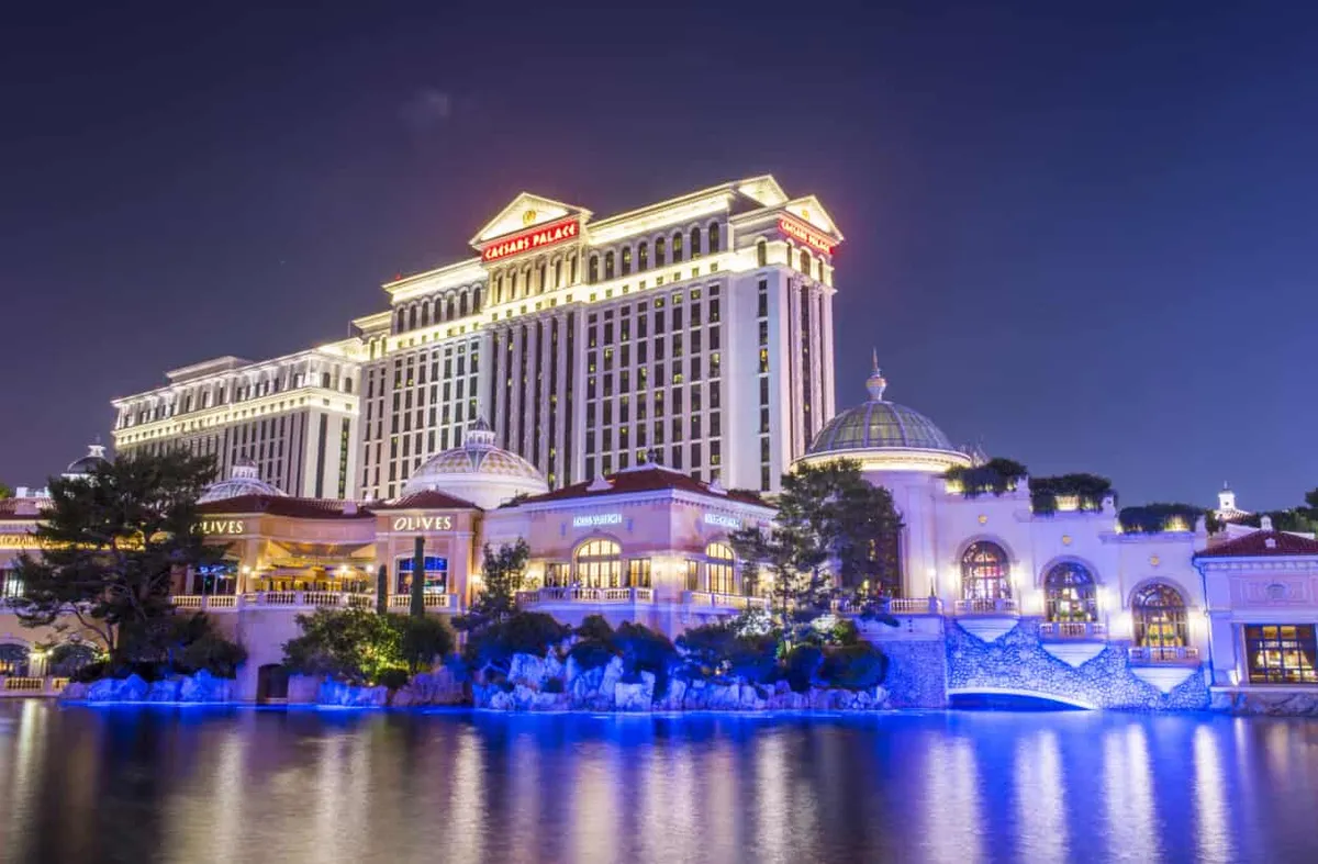Who Owns Caesars Palace