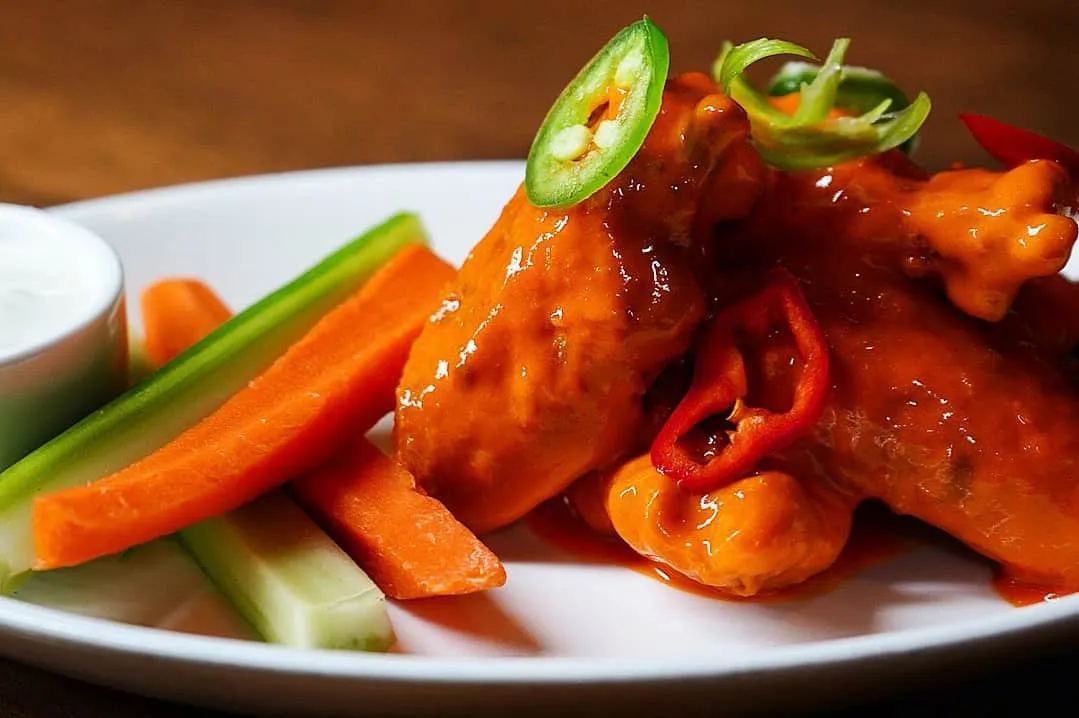 buffalo wings in Shareables