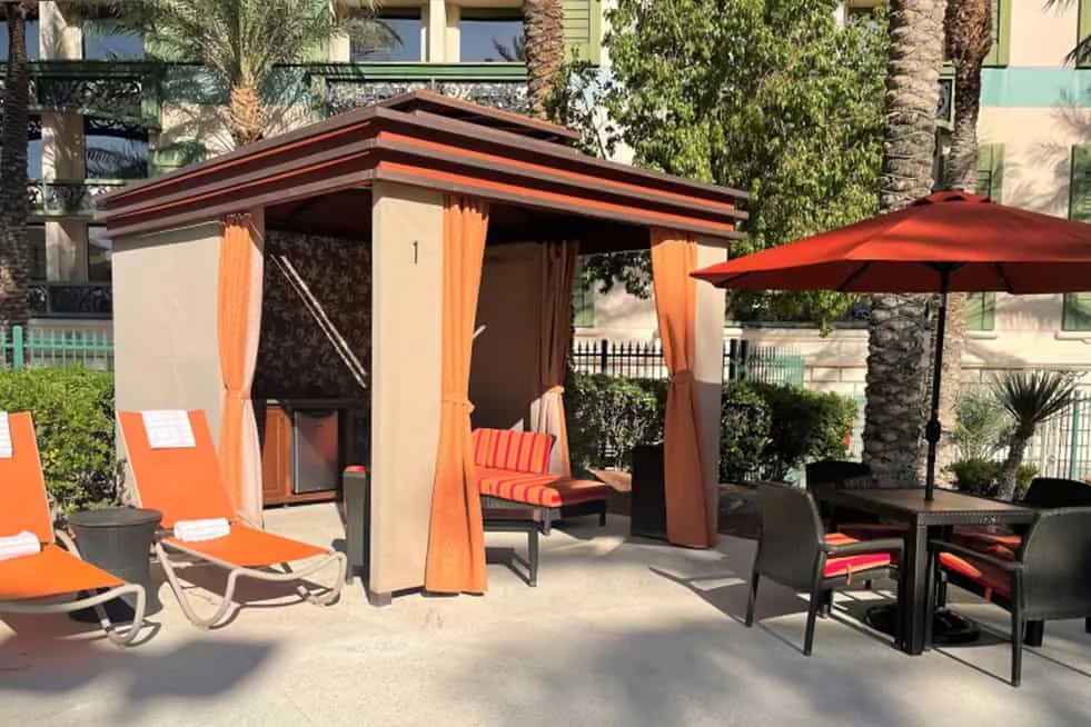 Orleans Pool Cabanas
