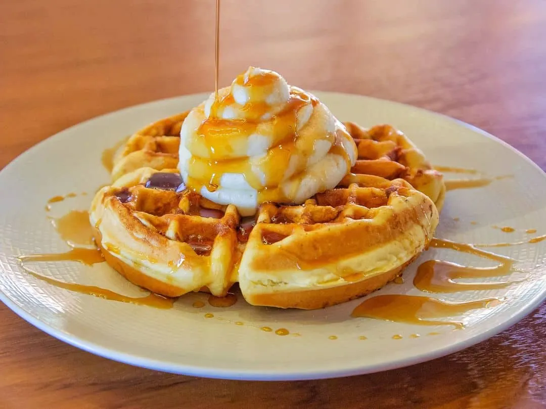 Cinnaroll Waffle