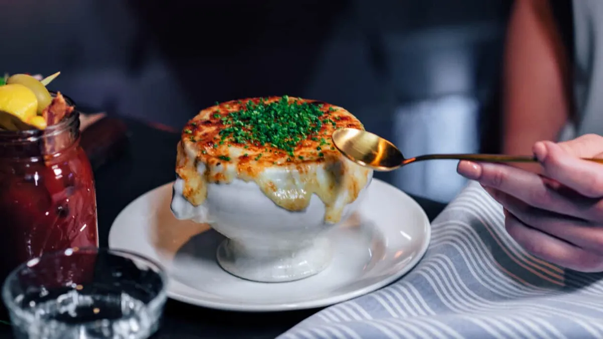 The Henry Classic French Onion Soup