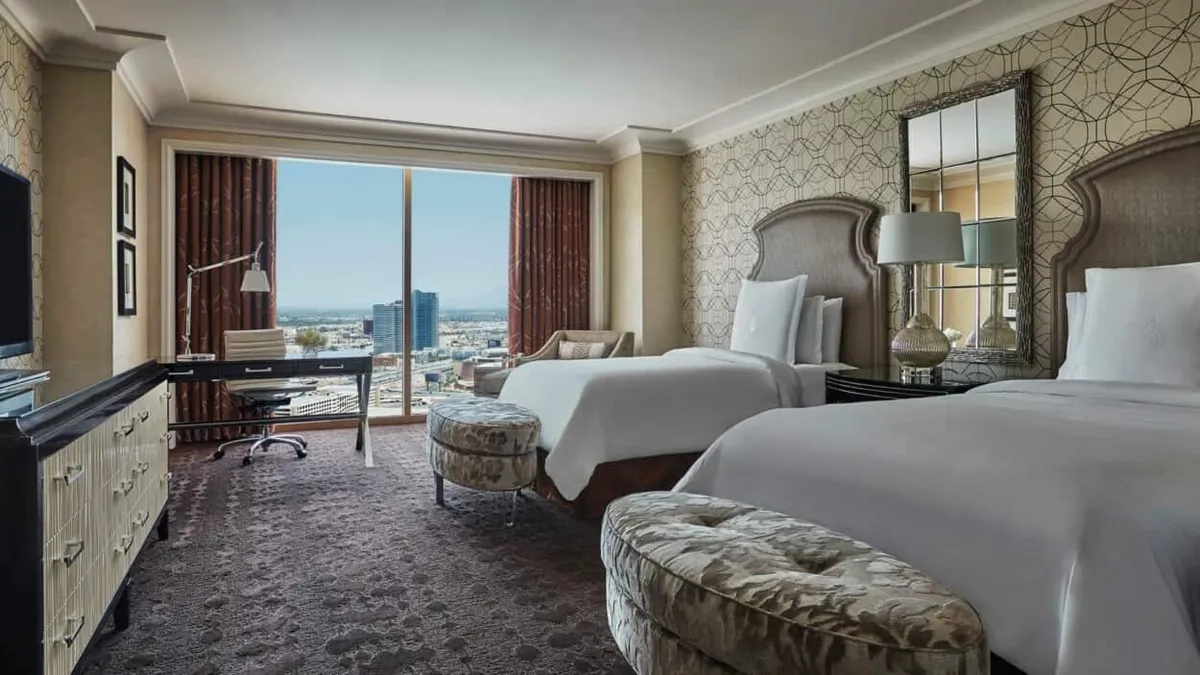 Deluxe Rooms at Four Seasons Hotel Las Vegas