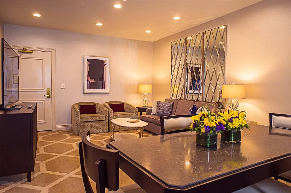Executive Suite Dining Area