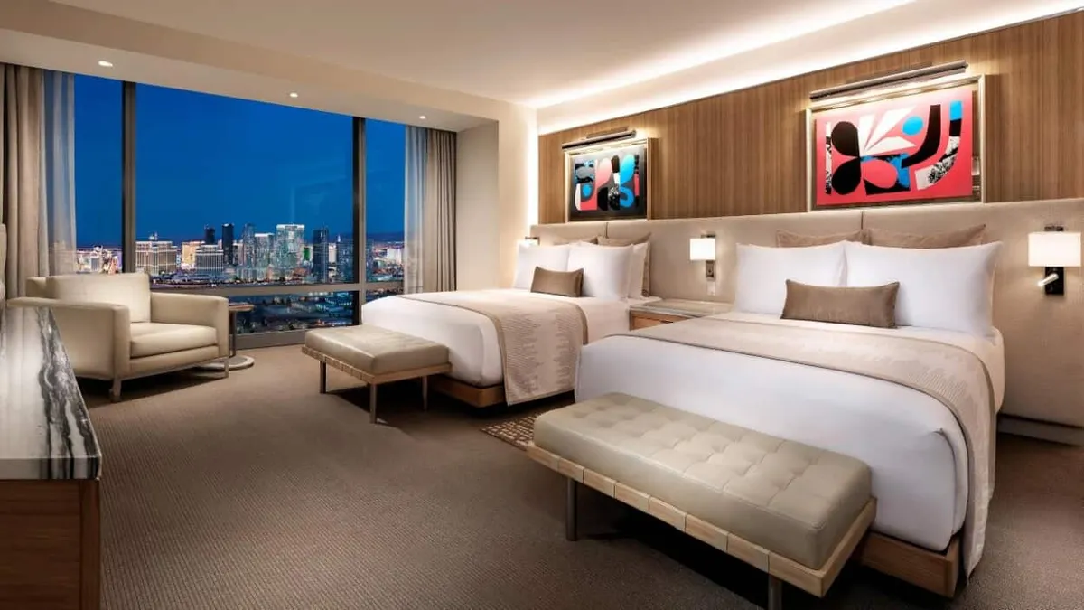 Fantasy Tower Rooms Queen Bedroom