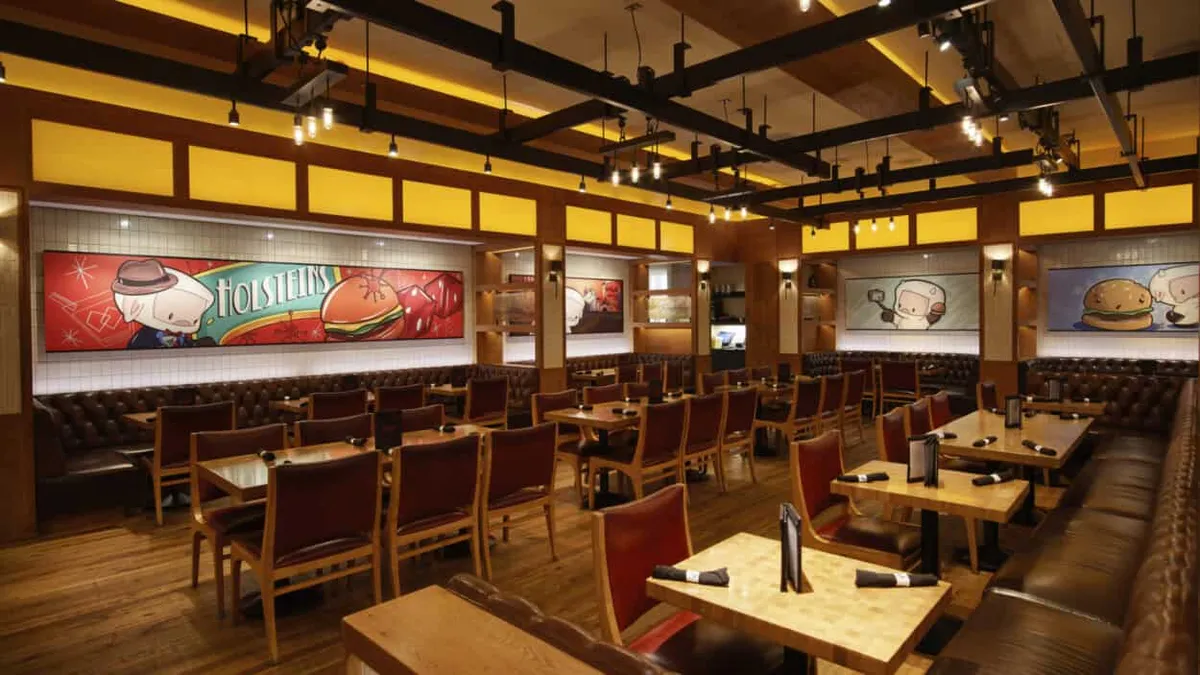 Holsteins Las Vegas Dining Area