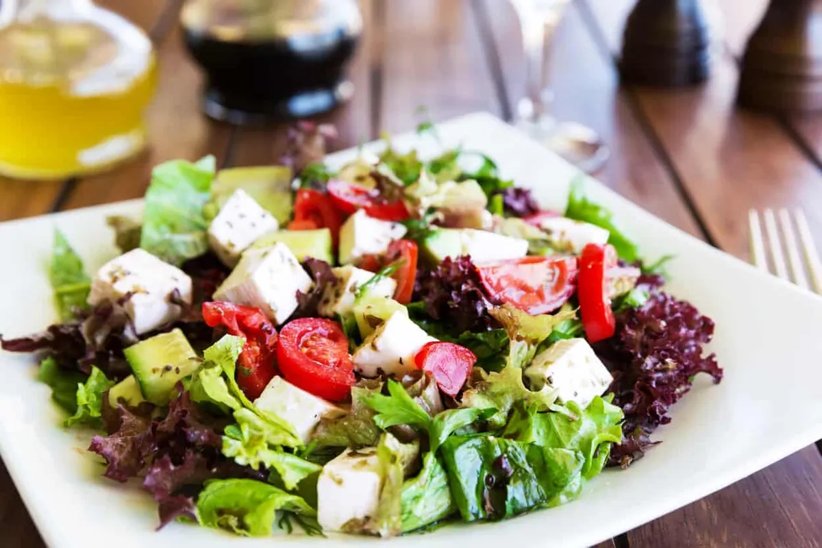 MEDITERRANEAN SALAD
