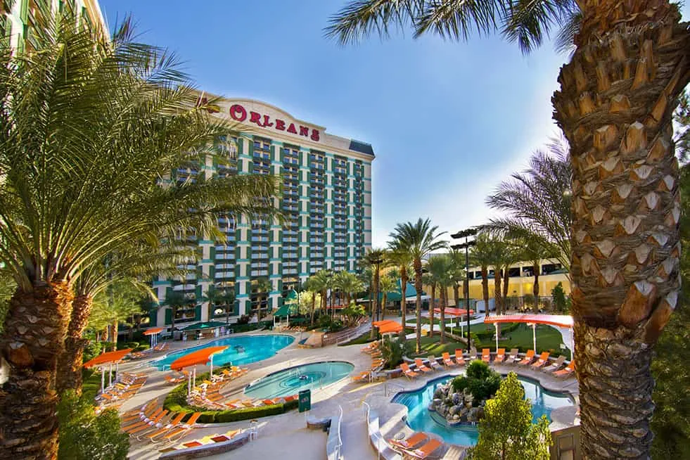 Orleans Pool Cabanas & Daybeds