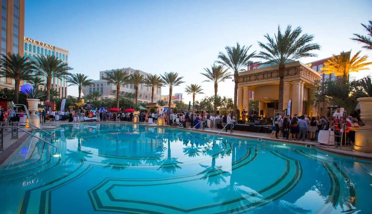 Palazzo Pool Deck