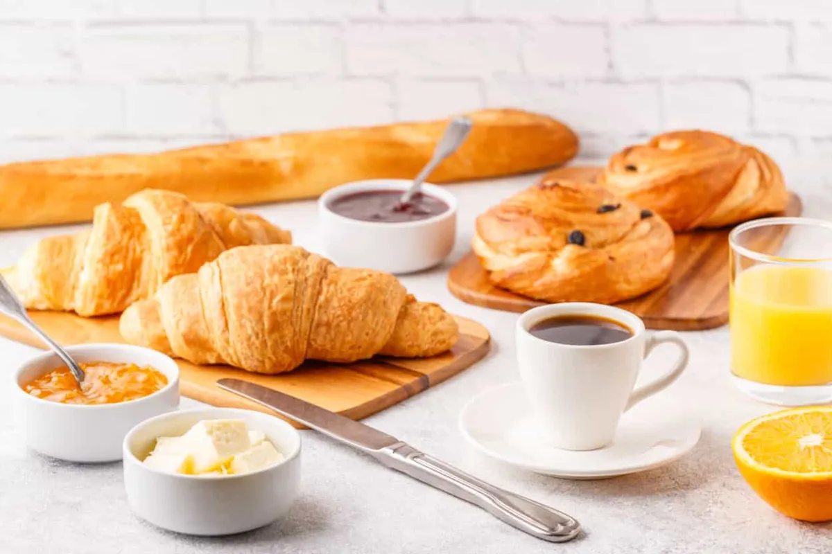 Paris Las Vegas Breakfasts