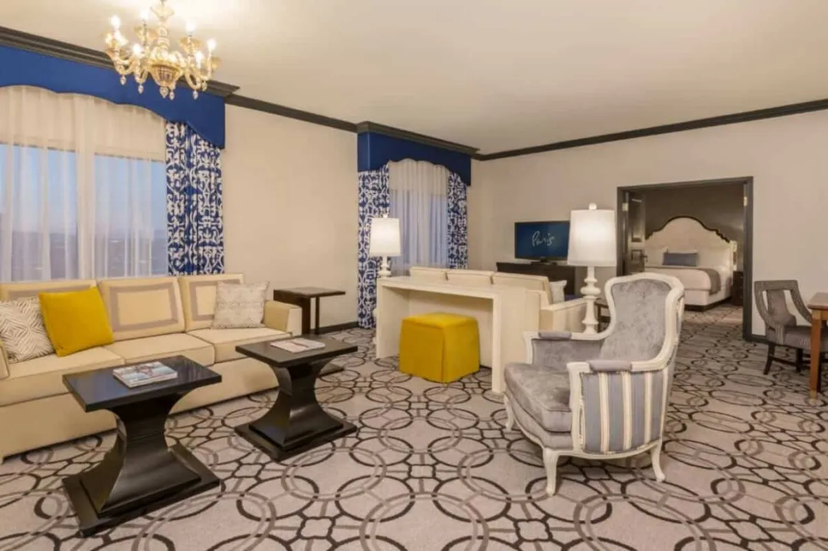 St Tropez Suite
