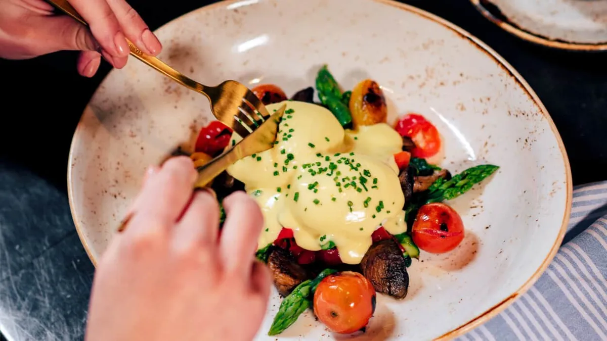 Traditional Eggs Benedict