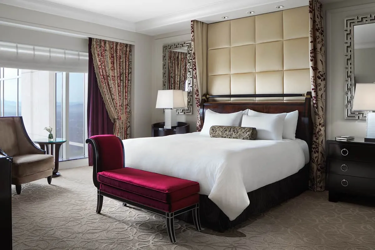 Grand One Bedroom Suite Bedroom