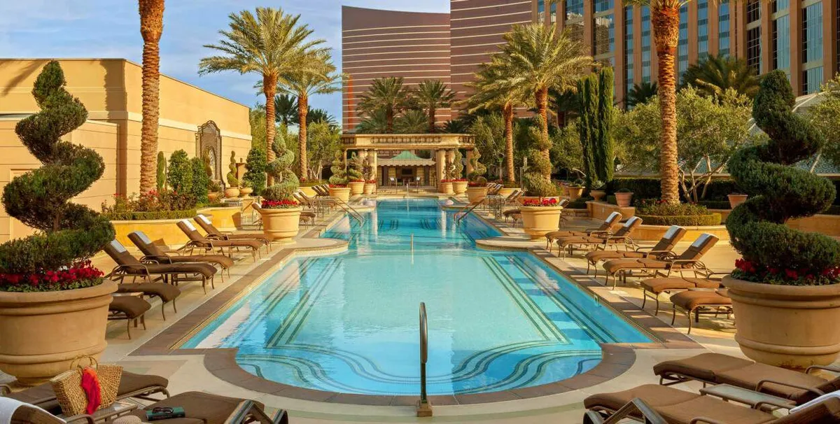 Palazzo Pool