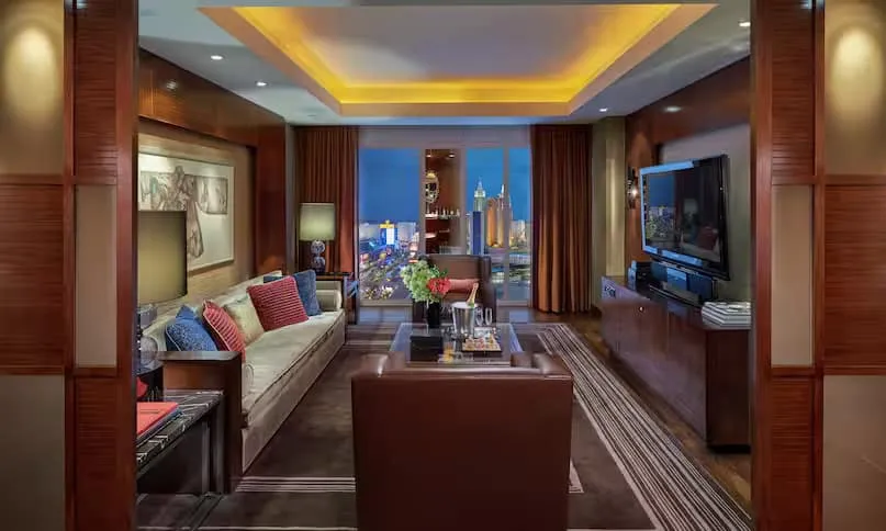 Penthouse Panorama View Living Room