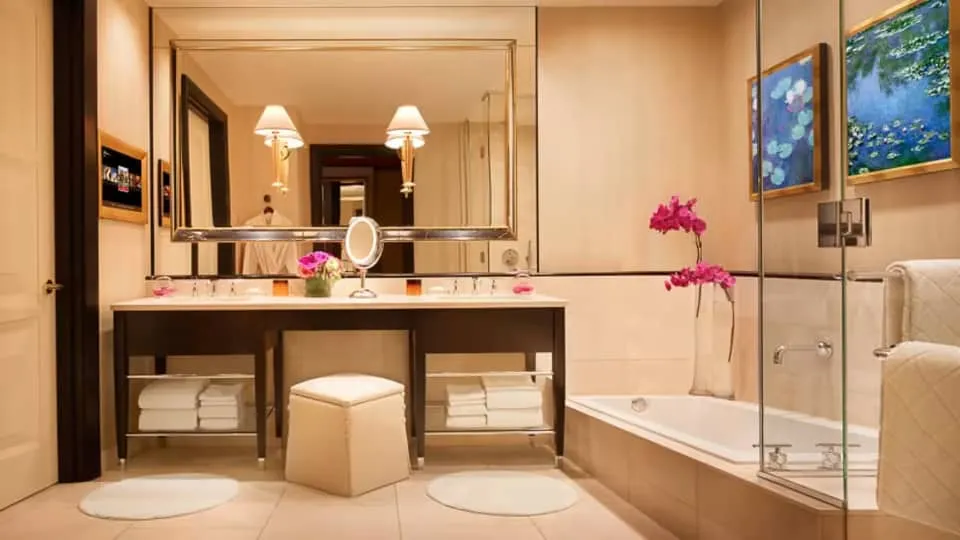 Encore Tower Suite King Bathroom