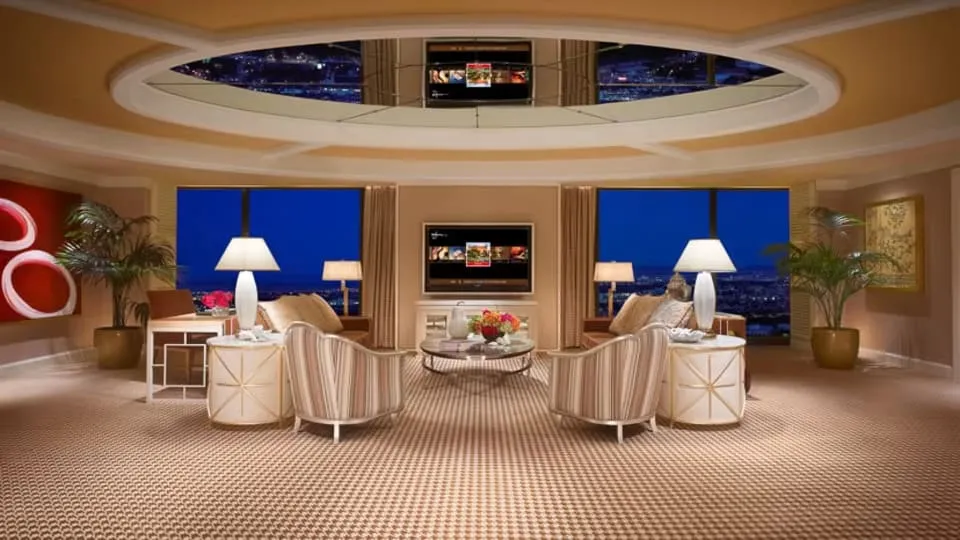 Encore Tower Suite Salon Living Room
