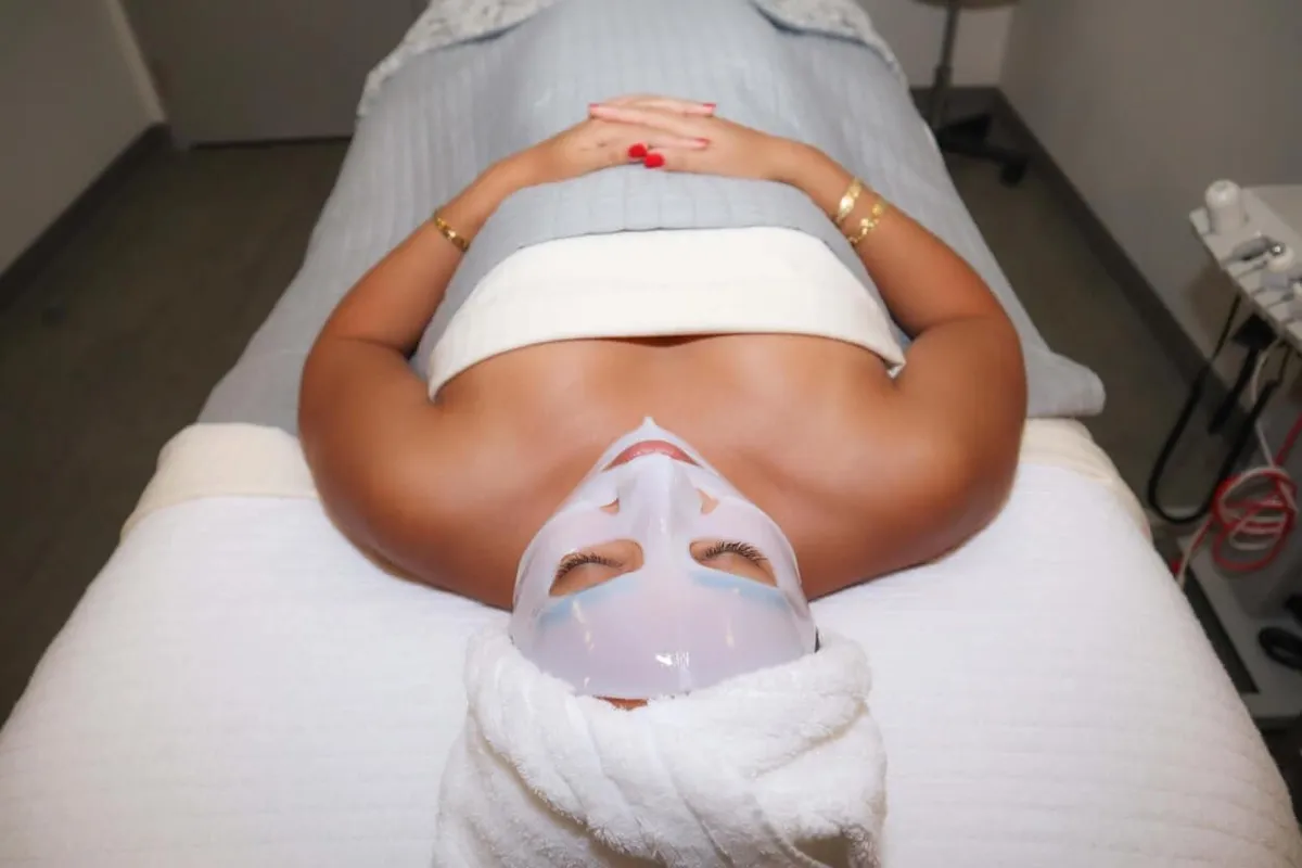 Facial at Voie Spa & Salon