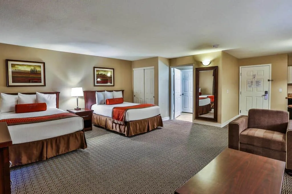 Pool View Executive Suite Queen Bedroom