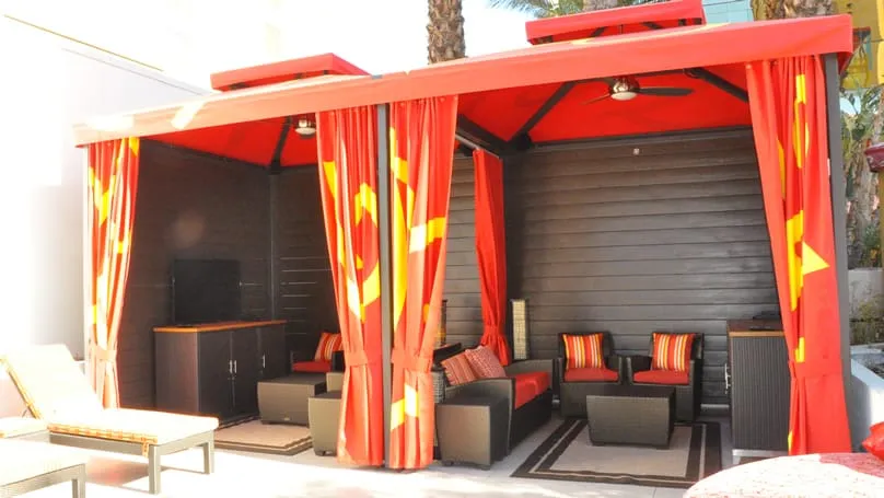 Shark Tank Chair Super Cabana