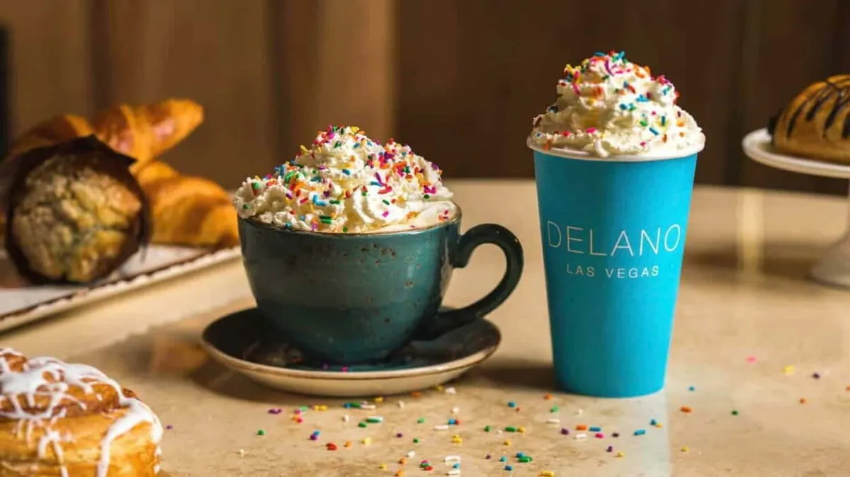 3940 Coffee and Tea Cake Latte