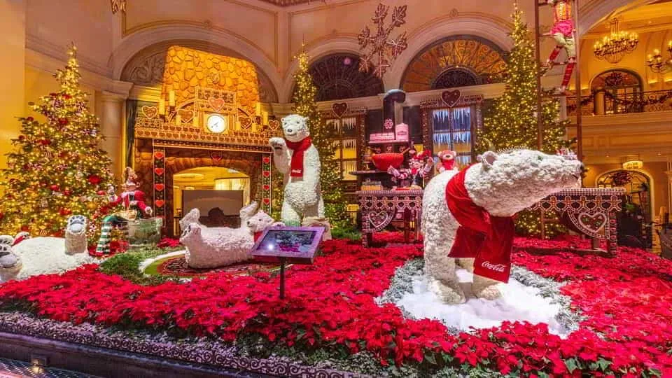 Christmas time at the Bellagio Conservatory