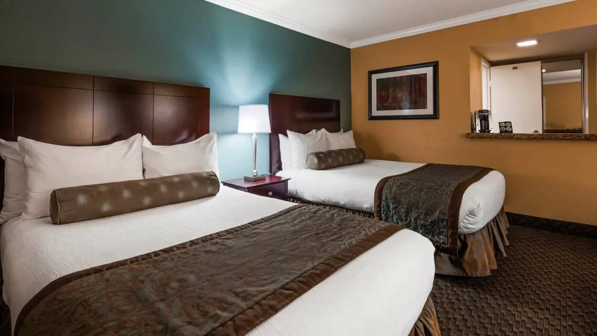 Standard Double Room Bedroom