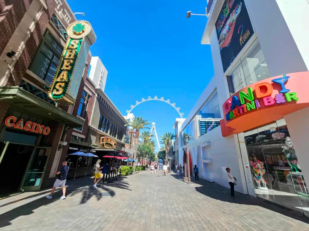 Candy Martini Bar on Linq Promenade